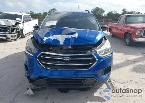2018 Ford Escape Se из США, поврежденный, VIN 1FMCU0GD2JUC27271